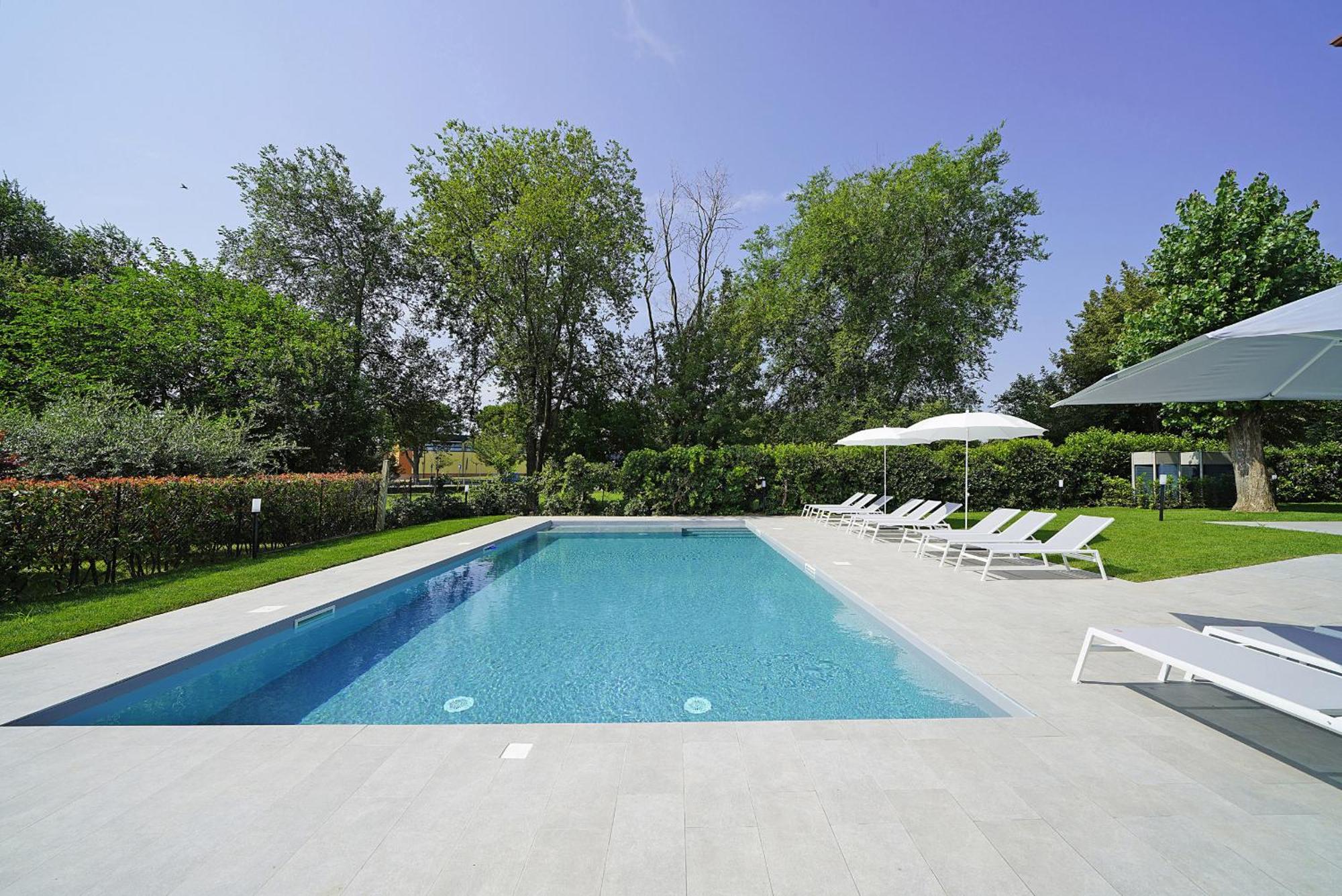 Villa Caterina Apartments By Wonderful Italy Desenzano del Garda Eksteriør billede