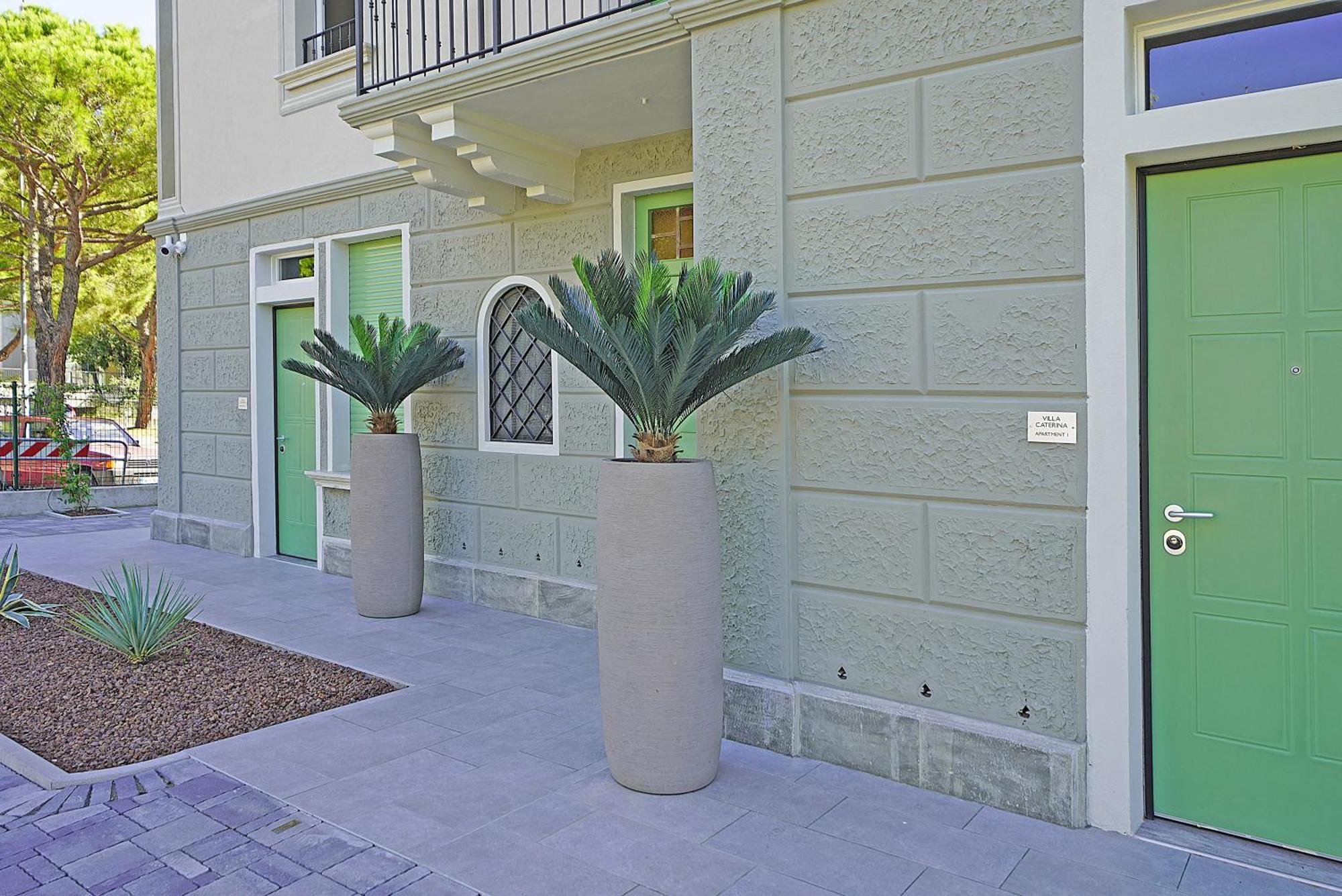 Villa Caterina Apartments By Wonderful Italy Desenzano del Garda Eksteriør billede