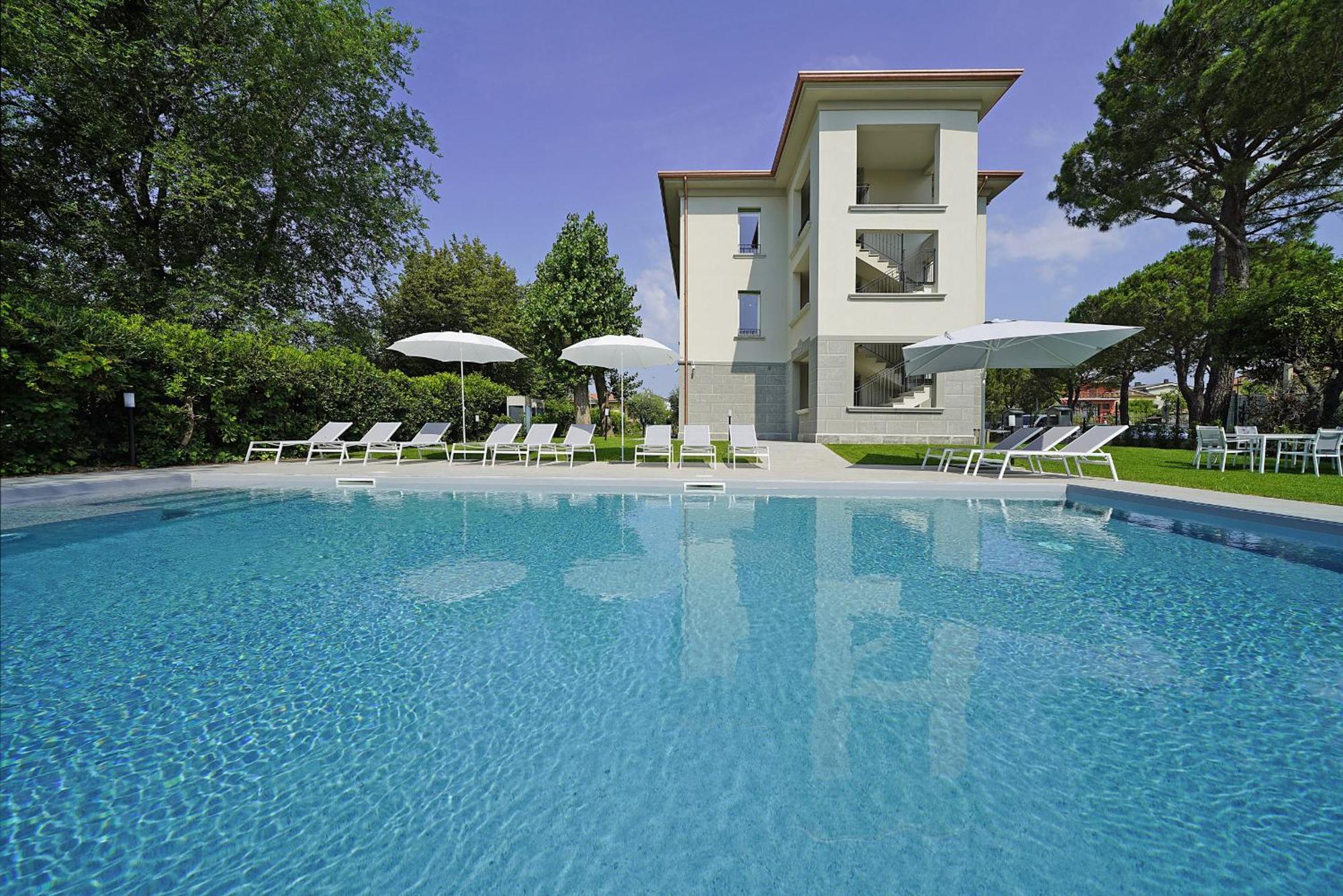 Villa Caterina Apartments By Wonderful Italy Desenzano del Garda Eksteriør billede
