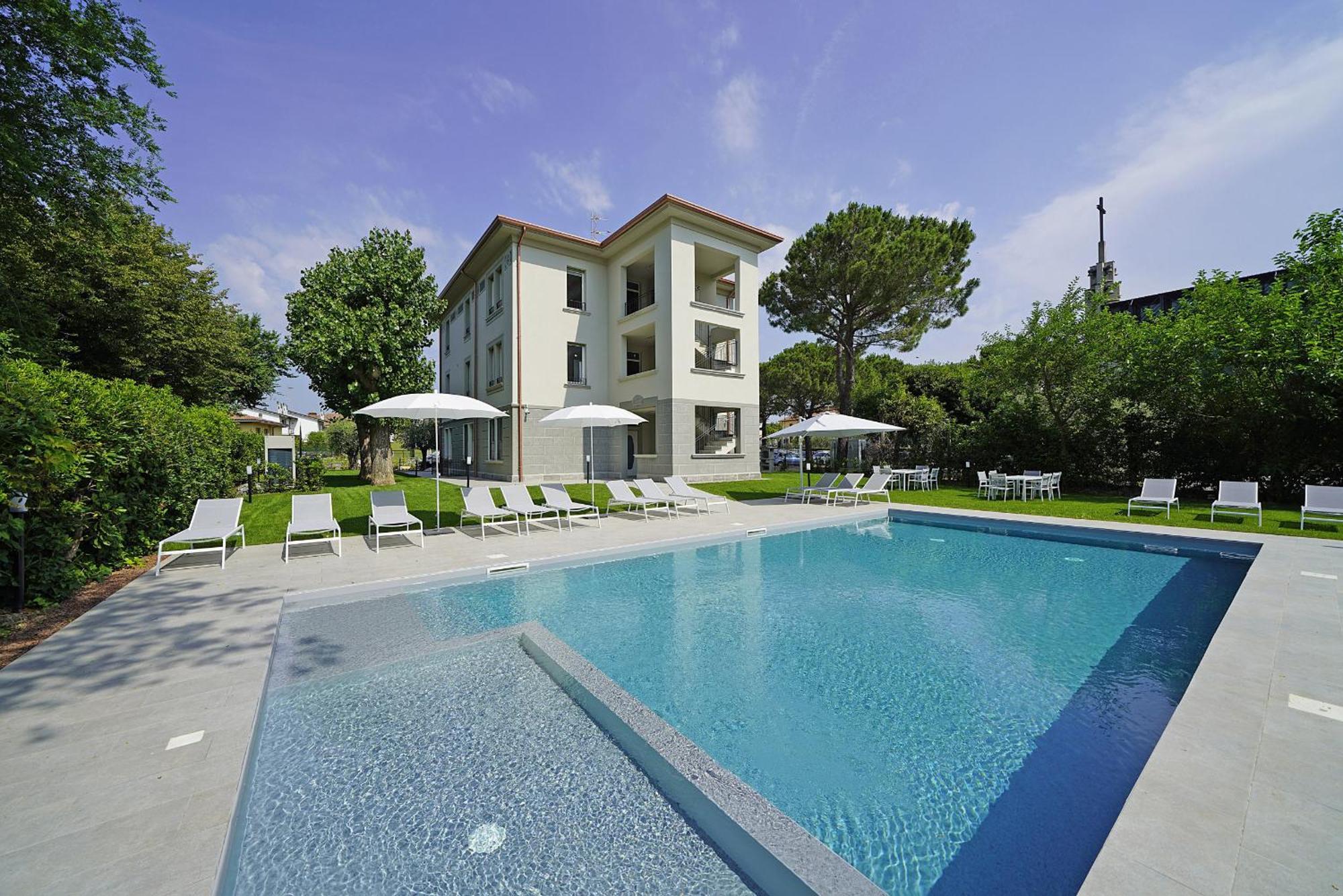 Villa Caterina Apartments By Wonderful Italy Desenzano del Garda Eksteriør billede