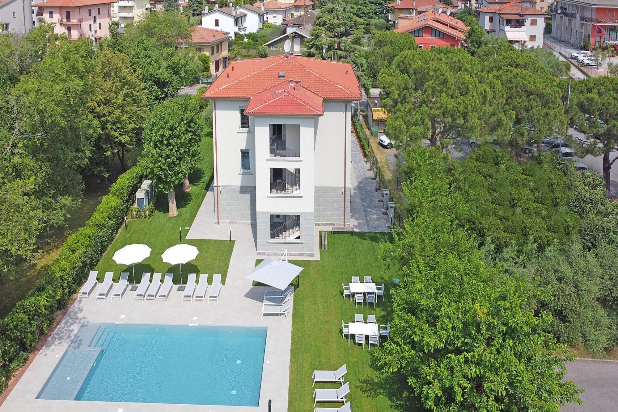 Villa Caterina Apartments By Wonderful Italy Desenzano del Garda Eksteriør billede