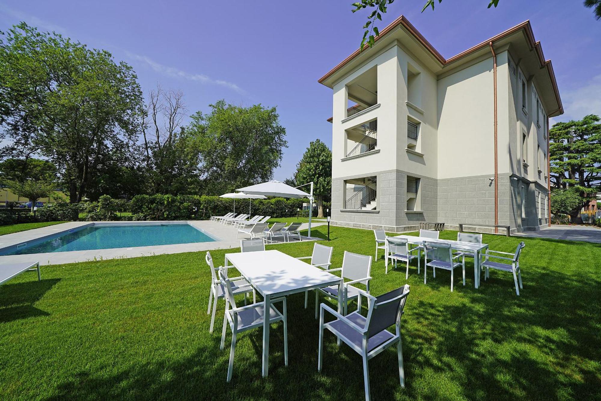 Villa Caterina Apartments By Wonderful Italy Desenzano del Garda Eksteriør billede