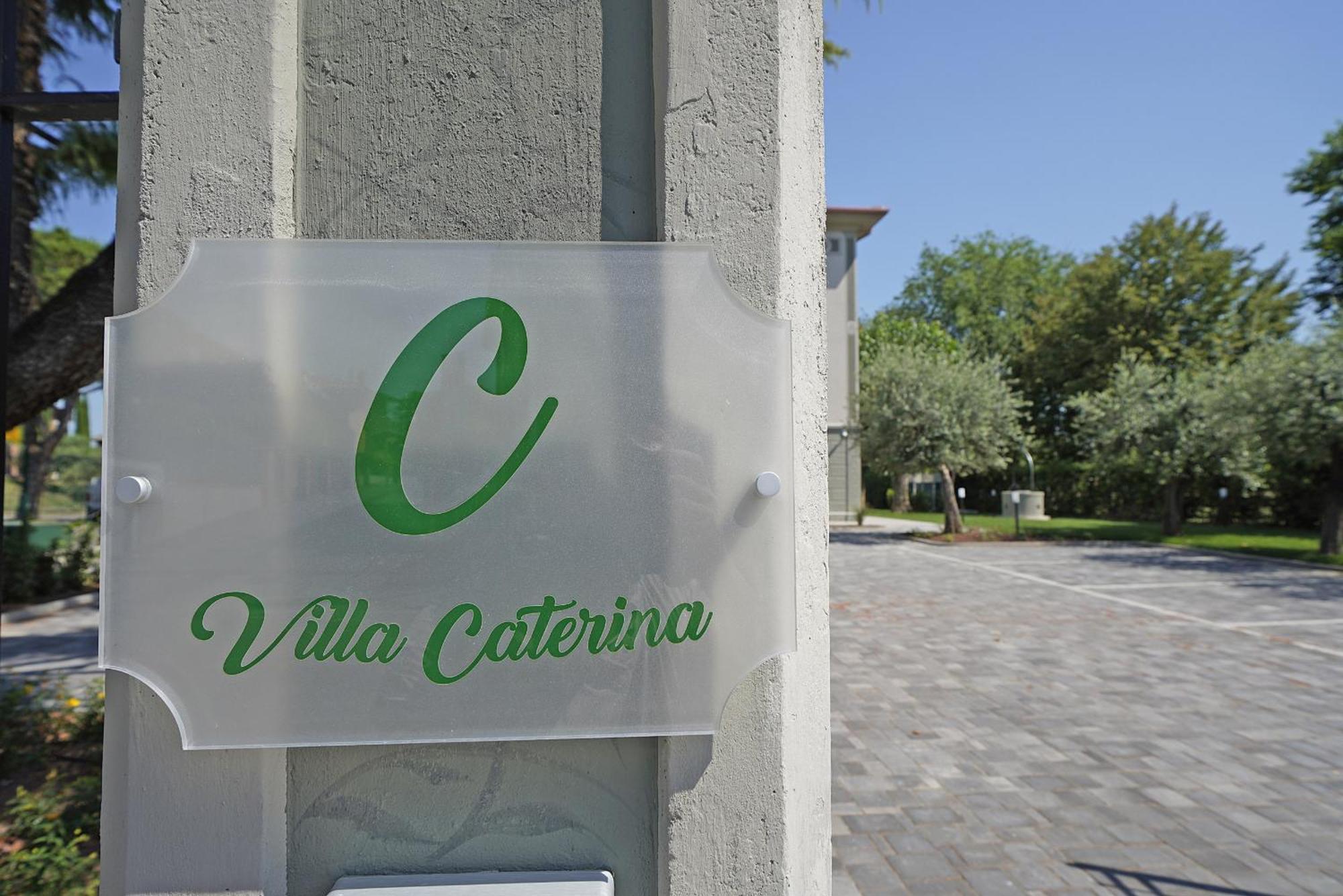Villa Caterina Apartments By Wonderful Italy Desenzano del Garda Eksteriør billede