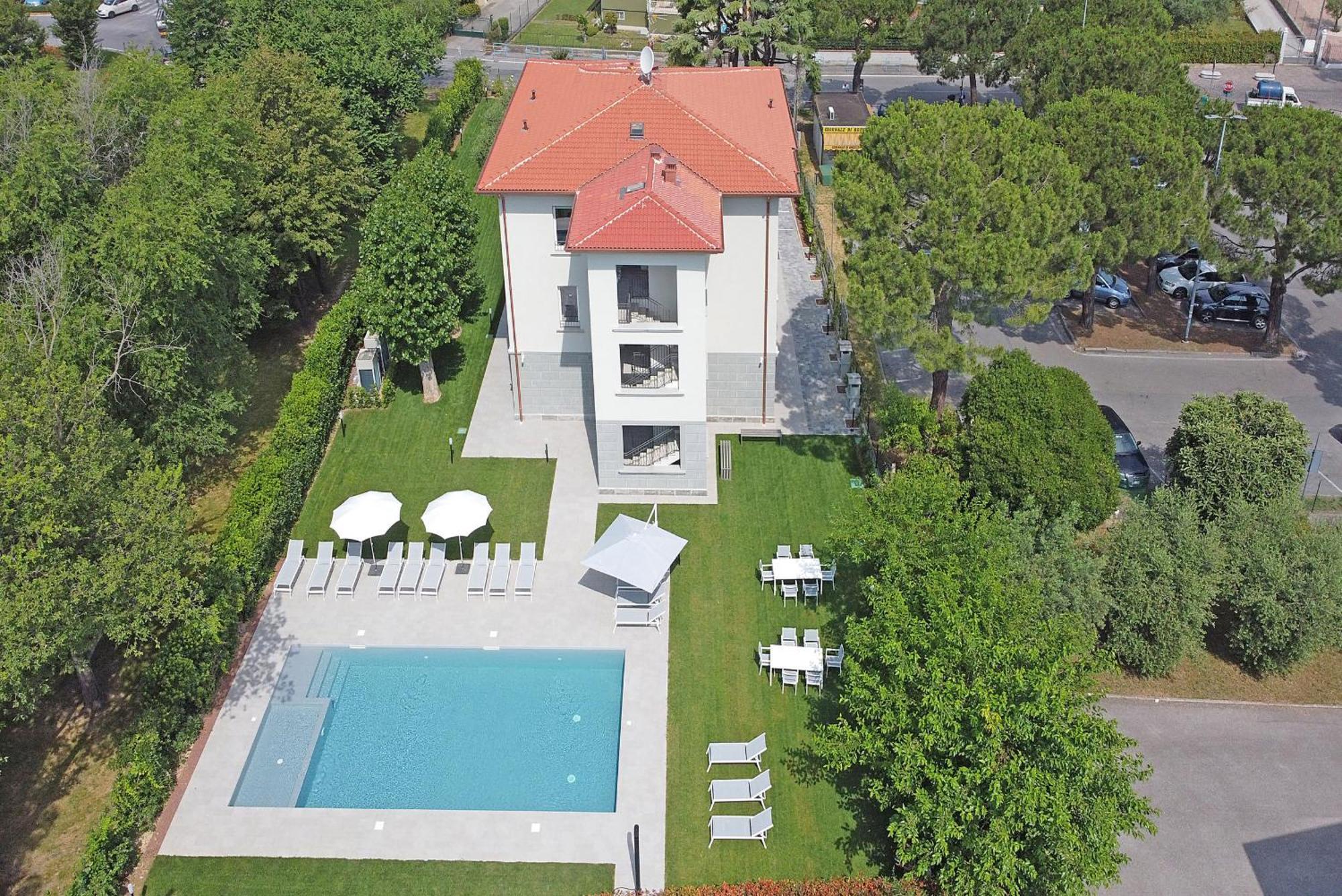 Villa Caterina Apartments By Wonderful Italy Desenzano del Garda Eksteriør billede