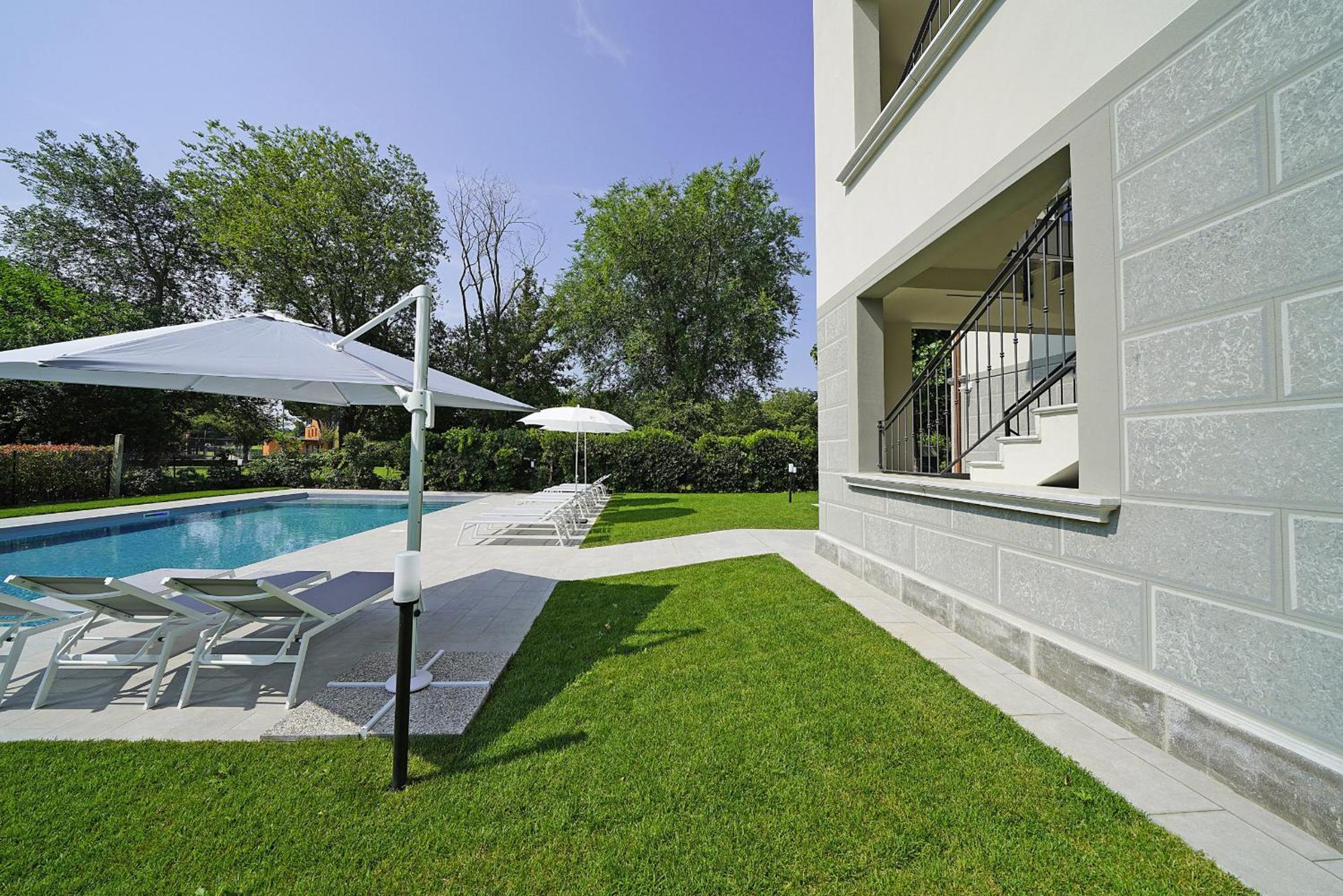 Villa Caterina Apartments By Wonderful Italy Desenzano del Garda Eksteriør billede