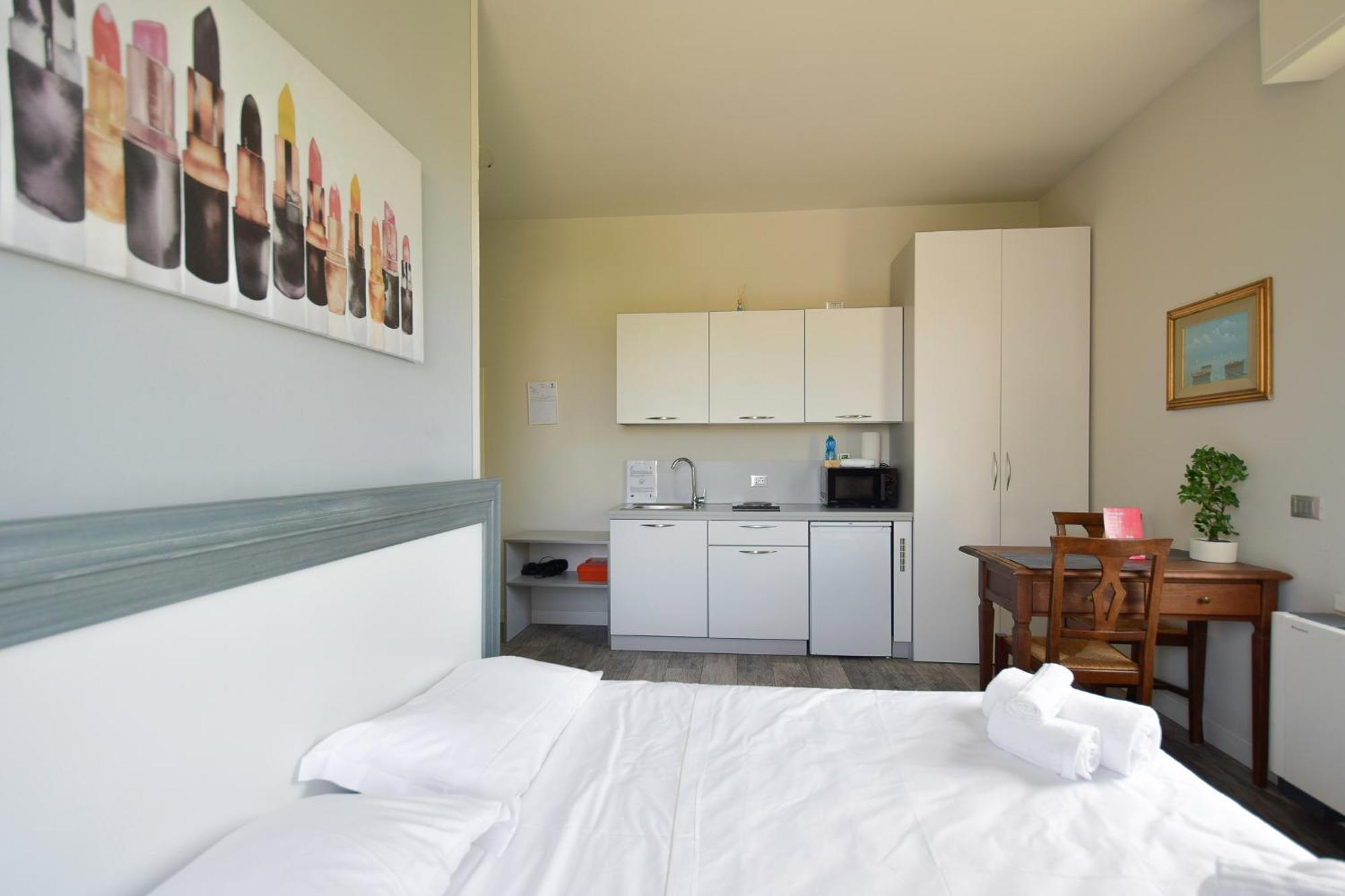 Villa Caterina Apartments By Wonderful Italy Desenzano del Garda Eksteriør billede